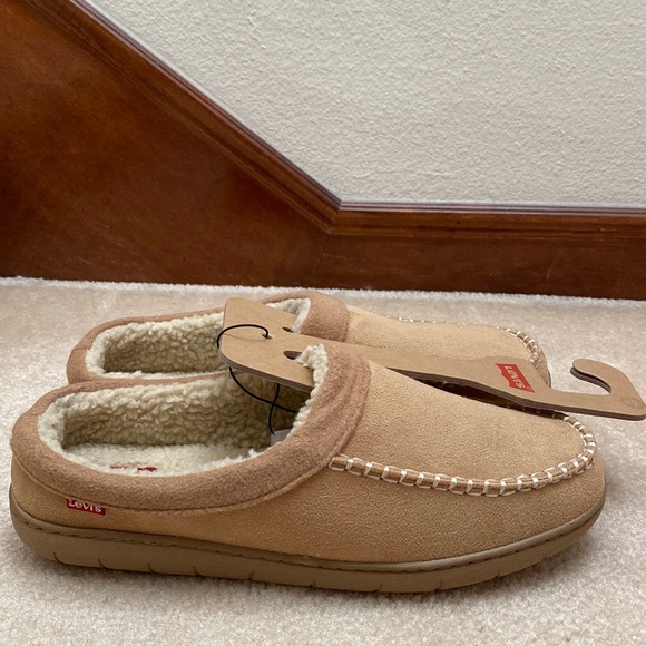Levi's Mens Clog Slippers Color: Wheat Size XXL - Picture 4 of 9